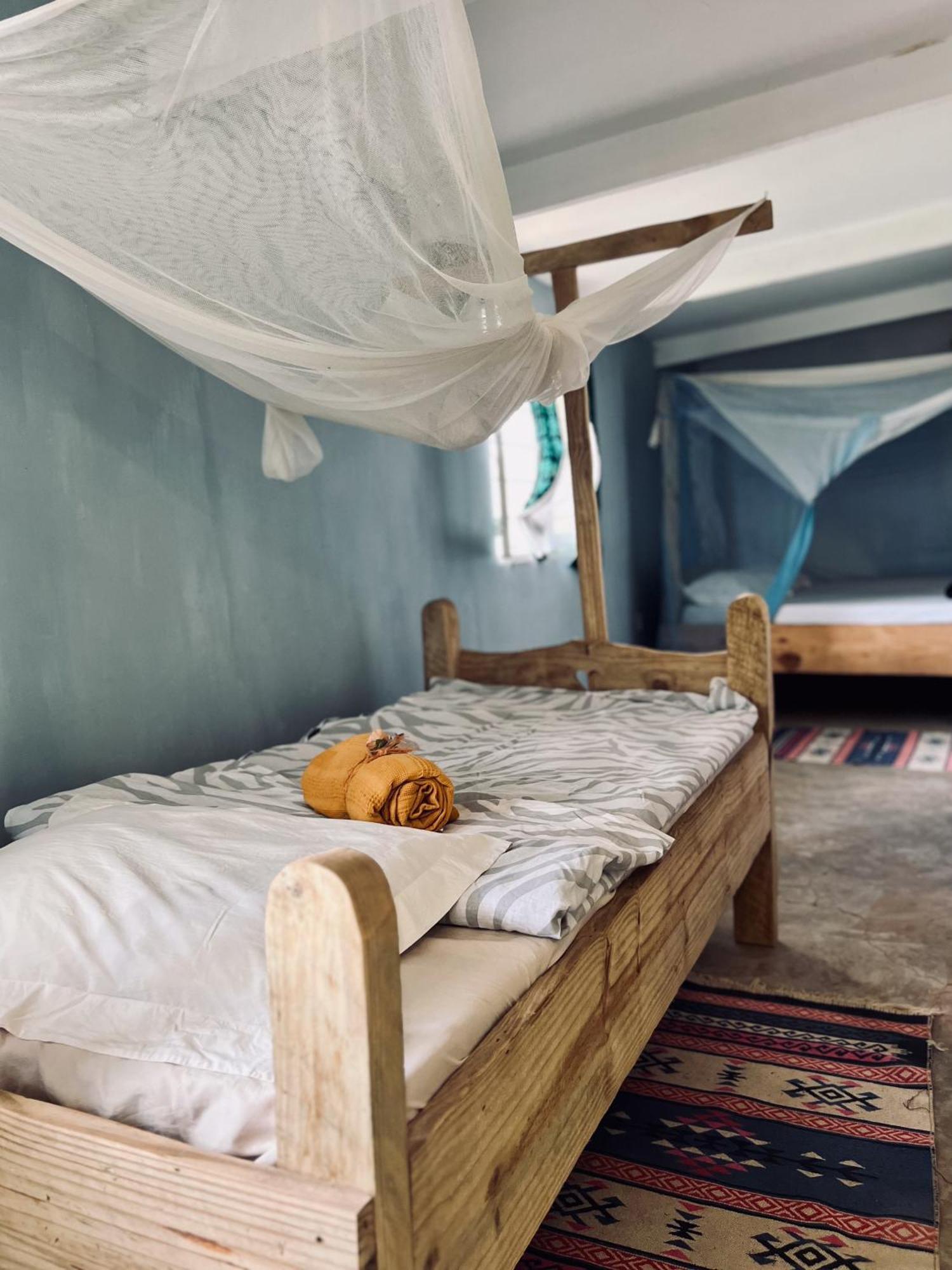 Mawingu Lodge Кизимкази Экстерьер фото